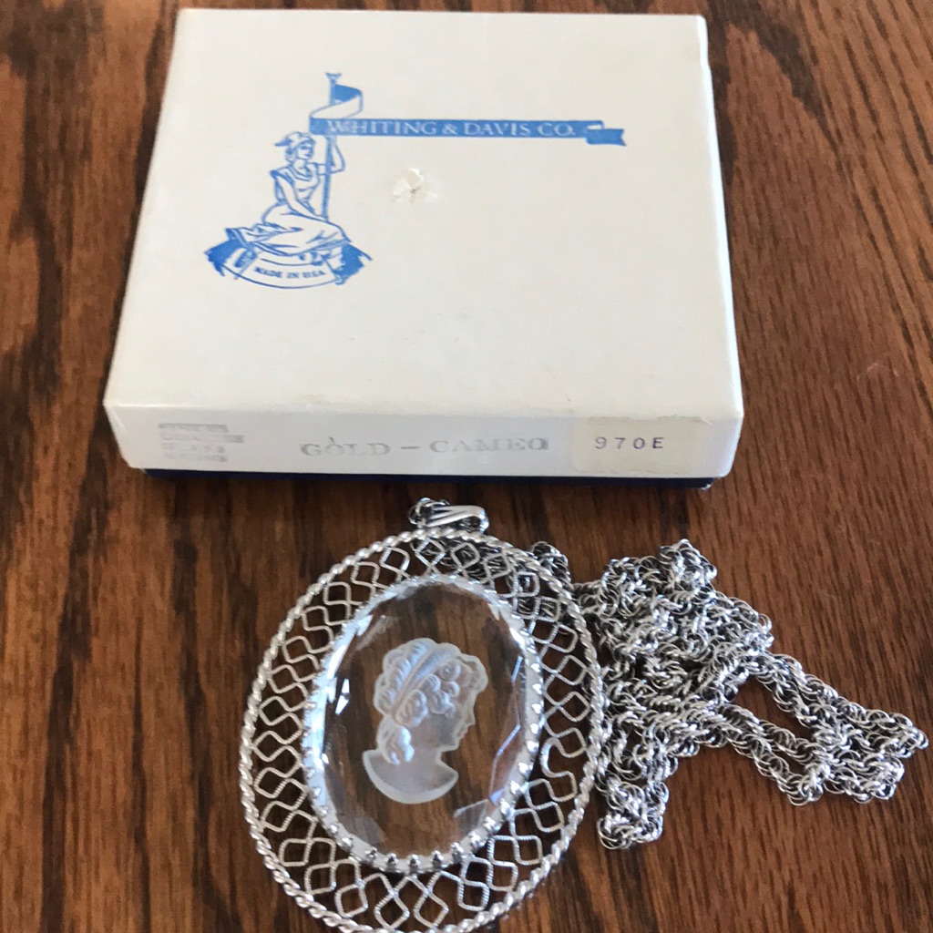 Vtg Whiting Davis Intaglio Glass Cameo Necklace 43$